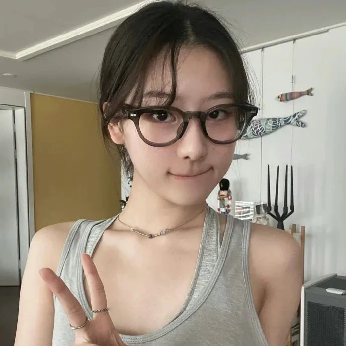 酷爱电影的庞波小姐